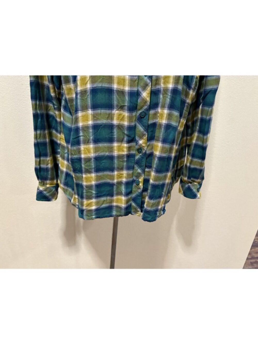 Christopher & Banks Womens Size XL Blouse Flannel Long Sleeves - Picture 3 of 9